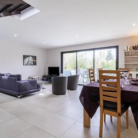 Les Arenes Tatil Evi